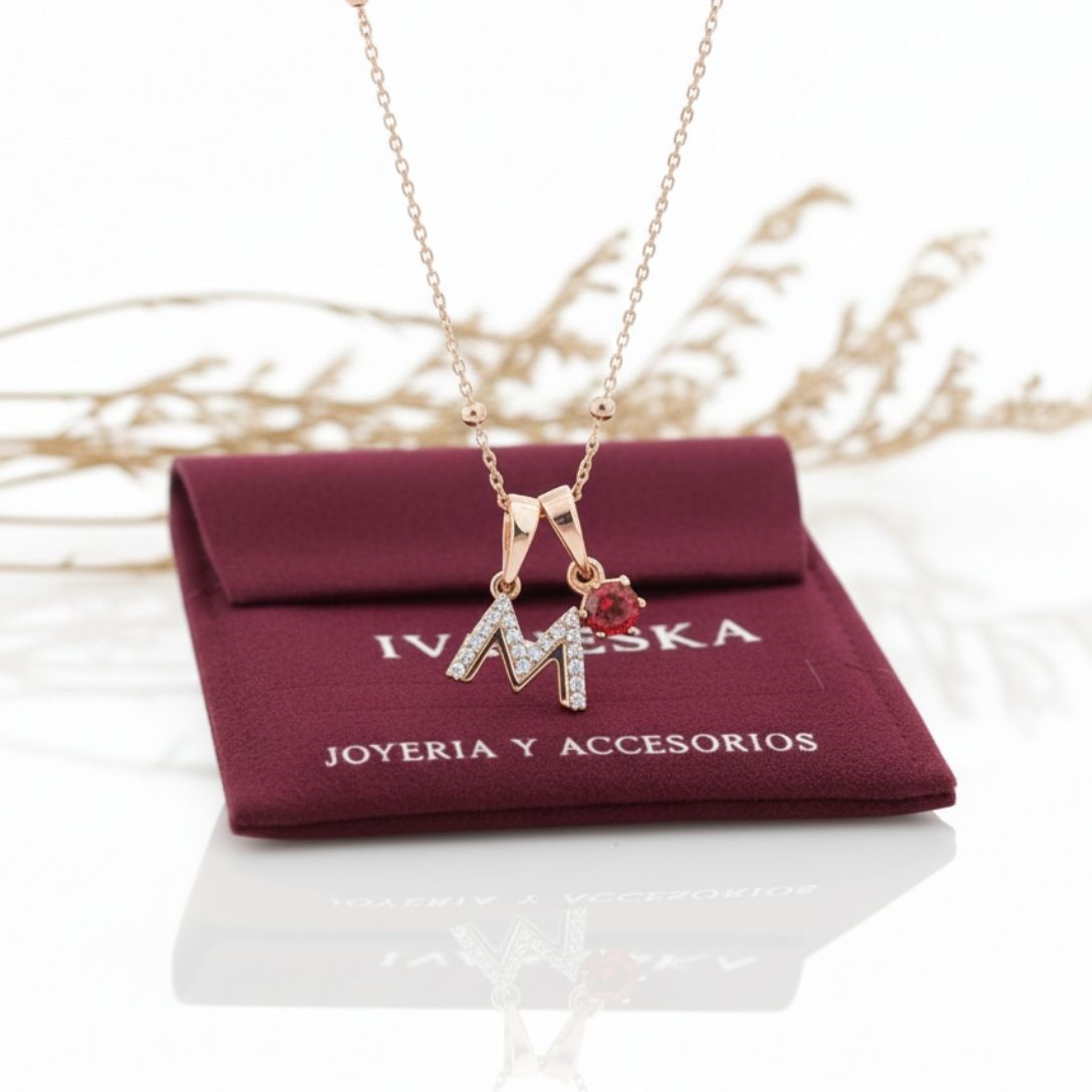 COLLAR INICIALES MINI DELUXE PUNTO DE LUZ ROJO | TEAM DORADO