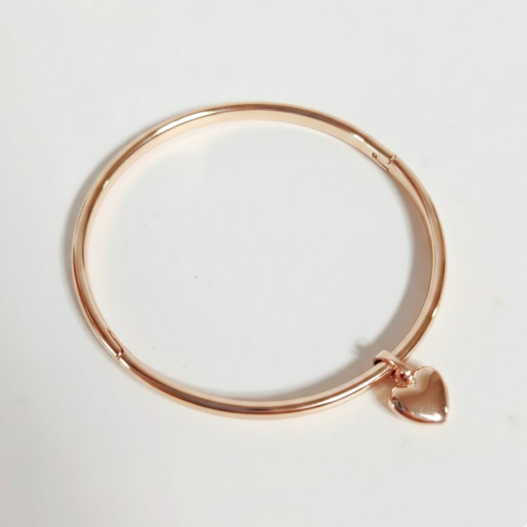 PULSERA + DIJE DE CORAZÓN | TEAM DORADO